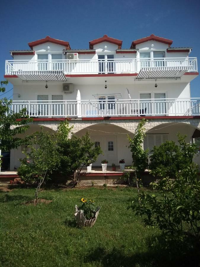 Apartmant Sucic Kaštela Екстериор снимка