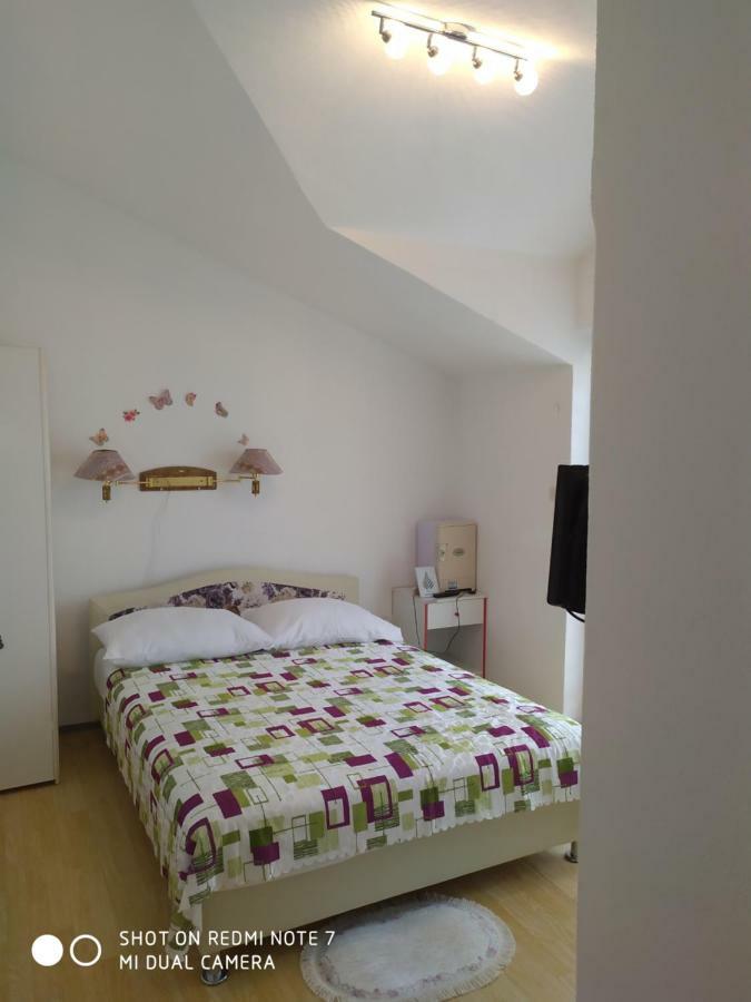 Apartmant Sucic Kaštela Екстериор снимка