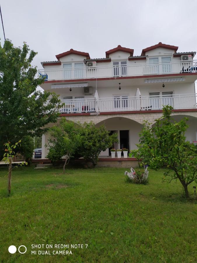 Apartmant Sucic Kaštela Екстериор снимка